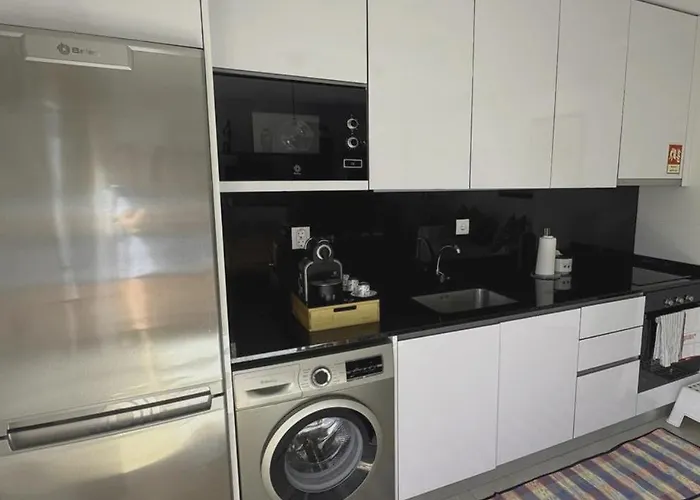 Ribeiro House アパート